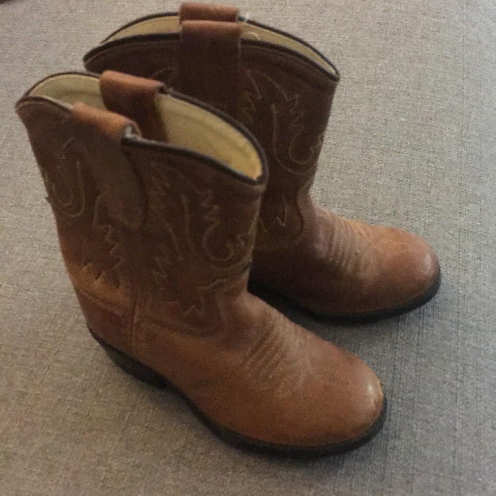 Kid’s cowboy boots - size 5